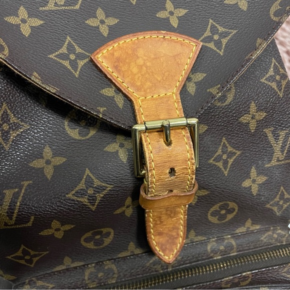 Louis Vuitton Monogram Montsouris MM Backpack - Picture 5 of 17